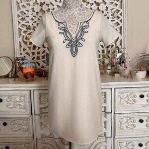 Cream Gauzy Crepe Emboidered Tshirt shift work summer party dress